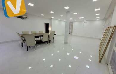 Imagem 7: Sobrado Alto Padrão. Ar-condicionado, Guarda roupa, 650m² de Áreae5...