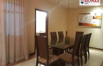 Imagem: A casa possui 3 Dormitórios, 2 Banheiros, 1 Vaga na garagem