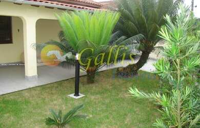 Imagem: A casa possui 3 Dormitórios, 1 Banheiro, 4 Vagas na garagem