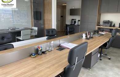 Imagem: O depósito possui 2 Vagas na garagem e 60m² de Área e está