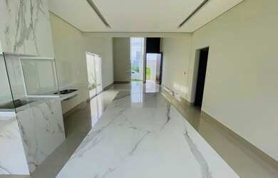 Imagem 3: Belíssima casa à venda no zona Sul - Jardim Karaiba