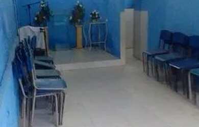 Imagem: A casa possui 1 Banheiro e está localizado em Santana, Camaragibe