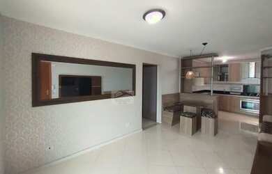 Imagem: O apartamento possui 3 Dormitórios, 2 Banheiros, 3 Vagas na