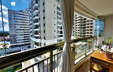 Imagem: O apartamento possui 3 Dormitórios, 3 Banheiros, 2 Vagas na