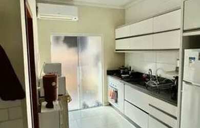 Imagem 2: OFERTA! Lindo Sobrado 02 Suítes à Venda nos Ingleses