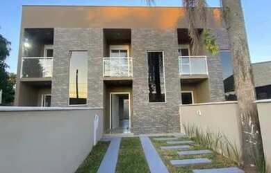 Imagem: A casa possui 2 Dormitórios, 2 Banheiros, 2 Vagas na garagem