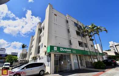 Imagem: O apartamento possui 1 Dormitório, 1 Banheiro, 40m² de Área