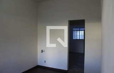 Imagem 2: Casa para Aluguel - JK, 4 Quartos, 80 m2