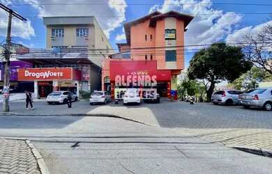 Imagem: O apartamento possui 3 Dormitórios, 1 Banheiro, 1 Vaga na garagem