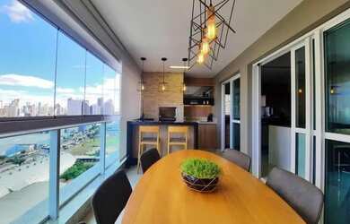 Imagem: O apartamento possui 3 Dormitórios, 4 Banheiros, 3 Vagas na