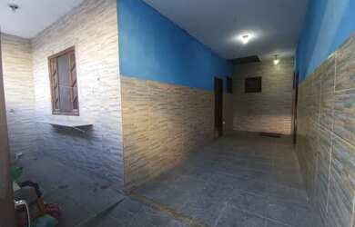 Imagem: A casa possui 2 Dormitórios, 2 Banheiros, 1 Vaga na garagem