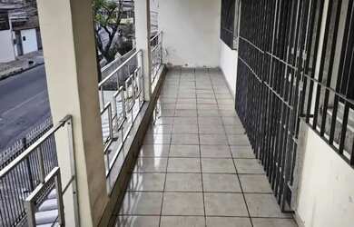 Imagem 13: Casa Triplex com 5 Quartos, Suíte Master com Hidro e Piscina Vila Emil...