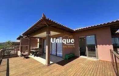 Imagem: A casa possui 5 Dormitórios, 4 Banheiros, 2 Vagas na garagem