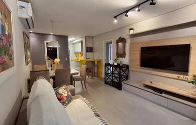 Imagem: O apartamento possui 3 Dormitórios, 3 Banheiros, 2 Vagas na