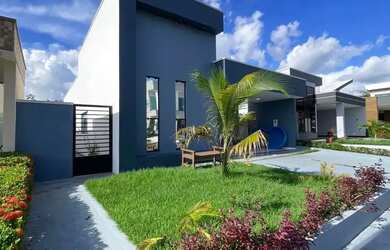 Imagem: A casa em condomínio possui 3 Dormitórios, 4 Banheiros, 3