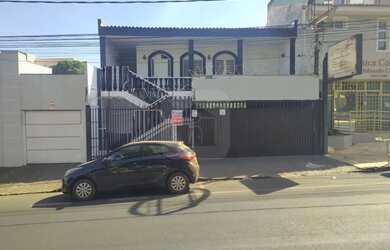 Imagem: O depósito possui 210m² de Área e está localizado em Osvaldo