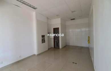 Imagem: O depósito possui 1 Vaga na garagem, 30m² de Área e está