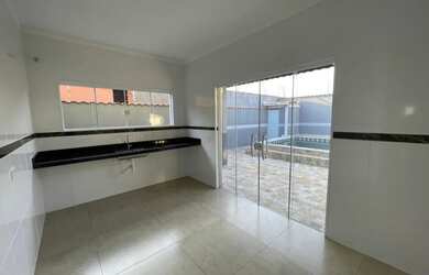 Imagem 2: VENDO CASA NO PARQUE 10 COM PISCINA PROX AO HIPER DB