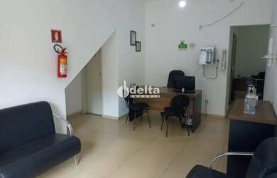 Imagem: O depósito possui 267m² de Área e está localizado em Centro