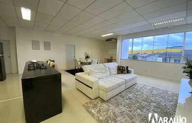 Imagem: O apartamento possui 3 Dormitórios, 2 Banheiros, 1 Vaga na