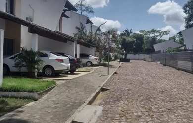 Imagem: A casa em condomínio possui 4 Dormitórios, 5 Banheiros, 3