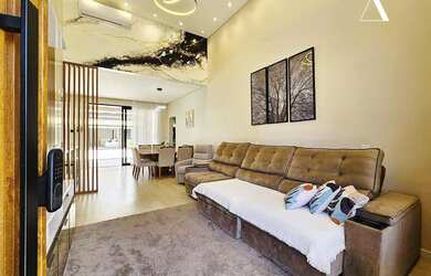 Imagem 6: Casa Plana de Alto Padrão com Piscina no bairro glória emJoinville /...