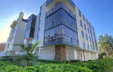 Imagem: O apartamento possui 1 Dormitório, 1 Banheiro, 2 Vagas na garagem