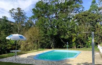 Imagem: A fazenda possui 2.000m² de Área e está localizado em Piracaia