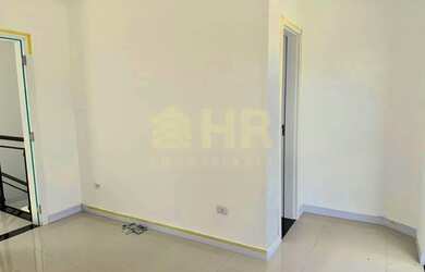 Imagem 14: Sobrado triplex com 03 suítes e 02 vagas de garagem Balneário Ipacaraí...