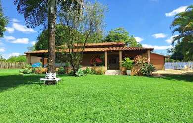 Imagem: A fazenda possui 250m² de Área e está localizado em Chácaras