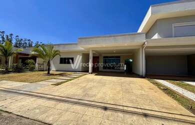 Imagem: A casa em condomínio possui 3 Dormitórios, 5 Banheiros, 4