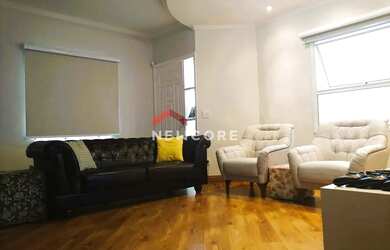 Imagem: A casa possui 3 Dormitórios, 2 Banheiros, 4 Vagas na garagem