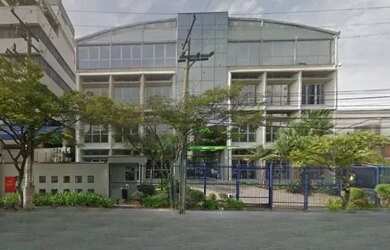 Imagem: O depósito possui 5 Vagas na garagem, 3.292m² de Área e