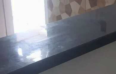 Imagem: A casa possui 2 Dormitórios, 1 Banheiro, 1 Vaga na garagem