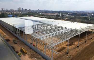 Imagem: O depósito possui 10.000m² de Área e está localizado em