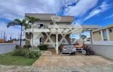 Imagem: A casa possui 4 Dormitórios, 5 Banheiros, 2 Vagas na garagem