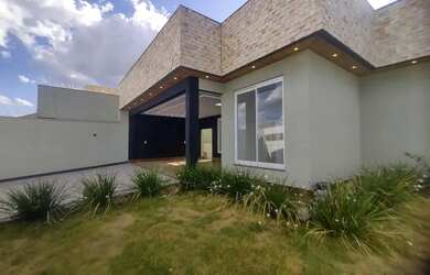 Imagem: Casa de 207 m² com 03 suítes, à venda por R$ 1.200.000,00