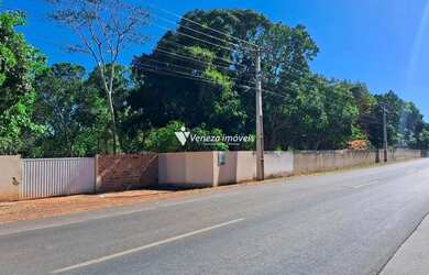 Imagem: A fazenda possui 50000m² de Área e está localizado em Vale