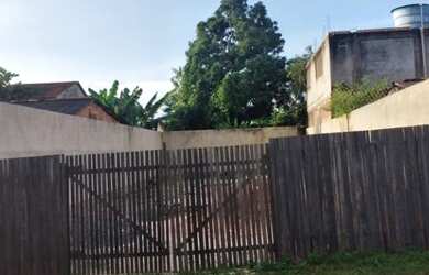 Imagem: O terreno possui 30.000m² de Área e está localizado em Floresta