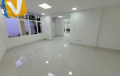 Imagem 12: Sobrado Alto Padrão. Ar-condicionado, Guarda roupa, 650m² de Áreae5...