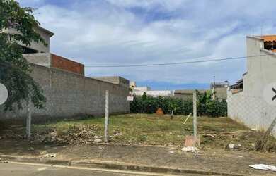 Imagem: O terreno possui 300m² de Área e está localizado em Jardim