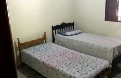 Imagem 2: Casa com 4 quartos, lote amplo - Jardim Europa - Goiânia