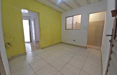 Imagem: O apartamento possui 2 Dormitórios, 1 Banheiro, 10m² de Área