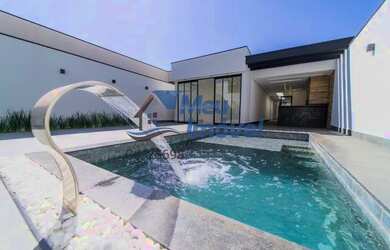 Imagem: A casa em condomínio possui 3 Dormitórios, 4 Banheiros, 4