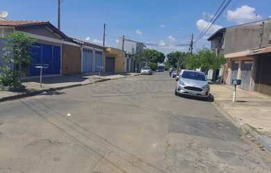 Imagem 2: Sao Carlos - Casa Padrão - Parque Santa Felicia Jardim