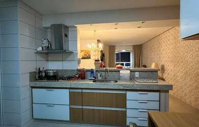 Imagem: O apartamento possui 3 Dormitórios, 2 Banheiros, 76m² de Área