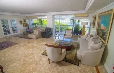 Imagem 4: Apartamento para venda possui 330 metros quadrados com 4 quartos em Flamengo - Rio de Jane