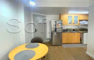 Imagem: O apartamento possui 1 Dormitório, 1 Banheiro, 1 Vaga na garagem