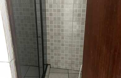 Imagem 5: Aluga-se está casa. 1 Banheiroe1 Dormitório