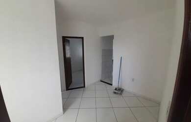 Imagem: O apartamento possui 2 Dormitórios, 1 Banheiro, 38m² de Área